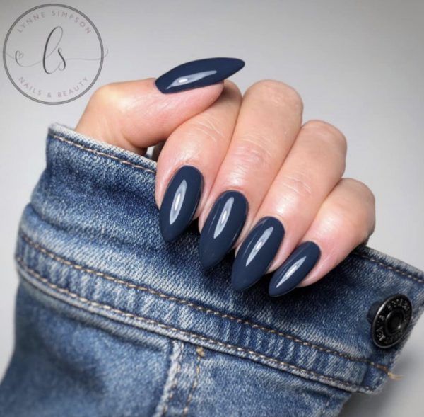 IKON.iQ PRIMA GEL POLISH: trajni lak Cody, 15 ml