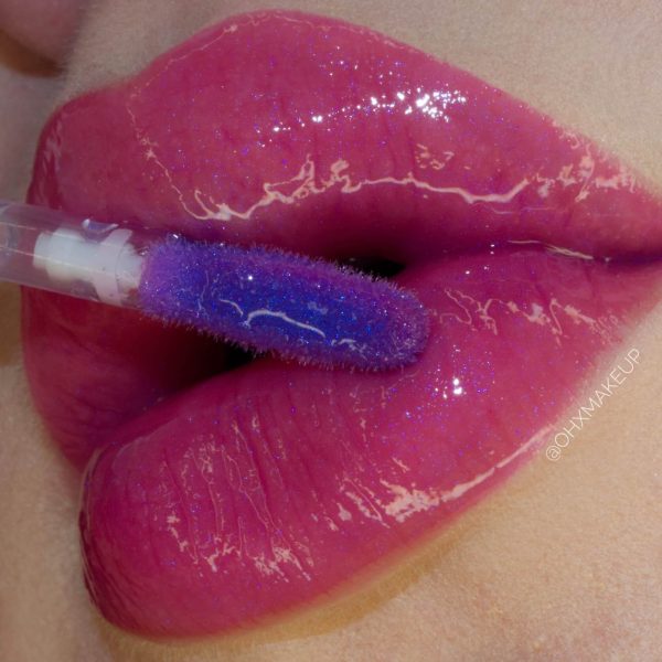 Claresa IT’S MAGIC! color changing lipgloss