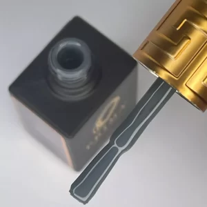 IKON.iQ Prima gel polish Lynne