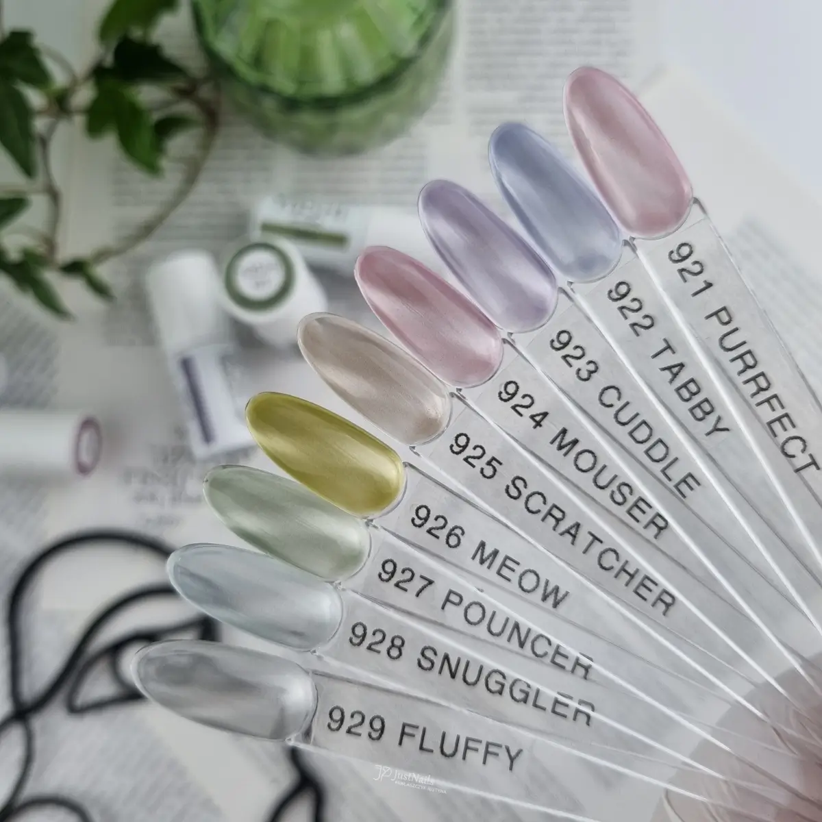 YOSHI gel polish Silk Catitude