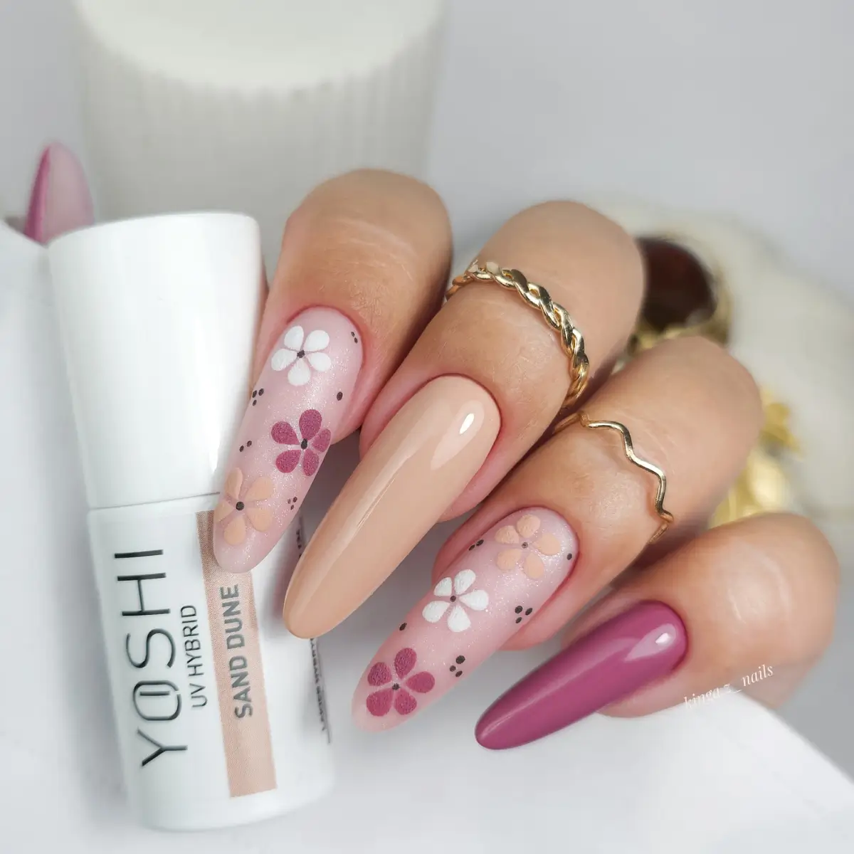 YOSHI gel polish Sand Dune 134