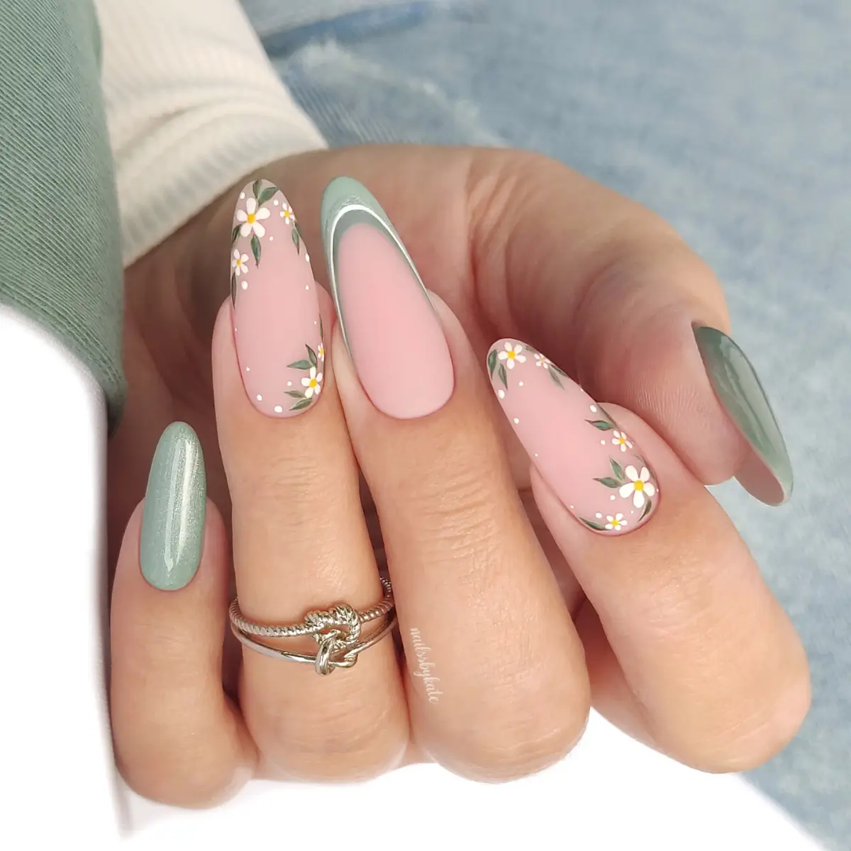 YOSHI gel polish Snuggler 928