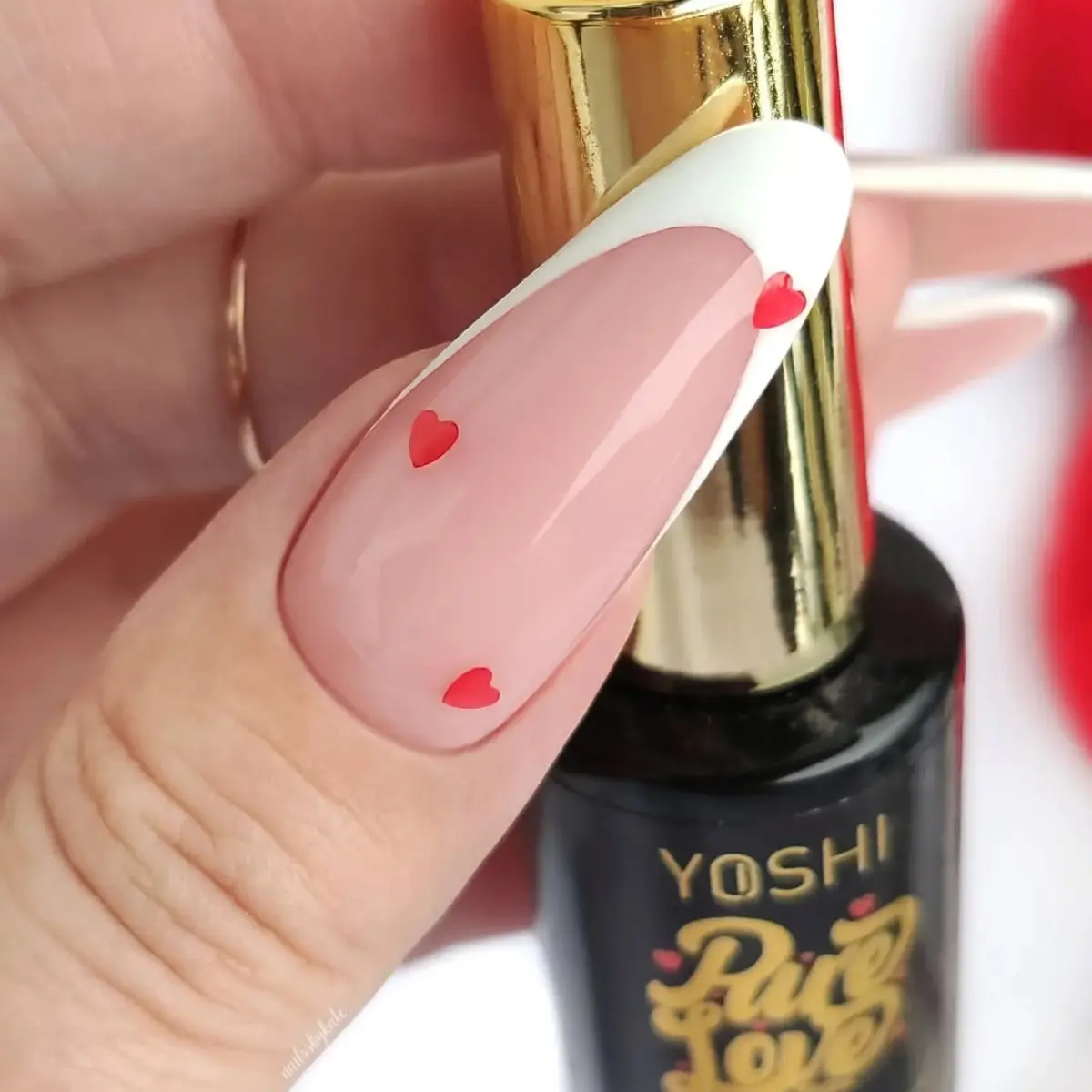 YOSHI top coat Pure Love Red 2 YOSHI top coat Pure Love Red