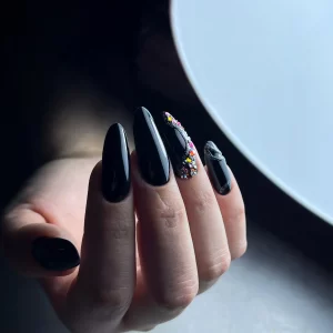 YOSHI gel polish Woman In Black 605