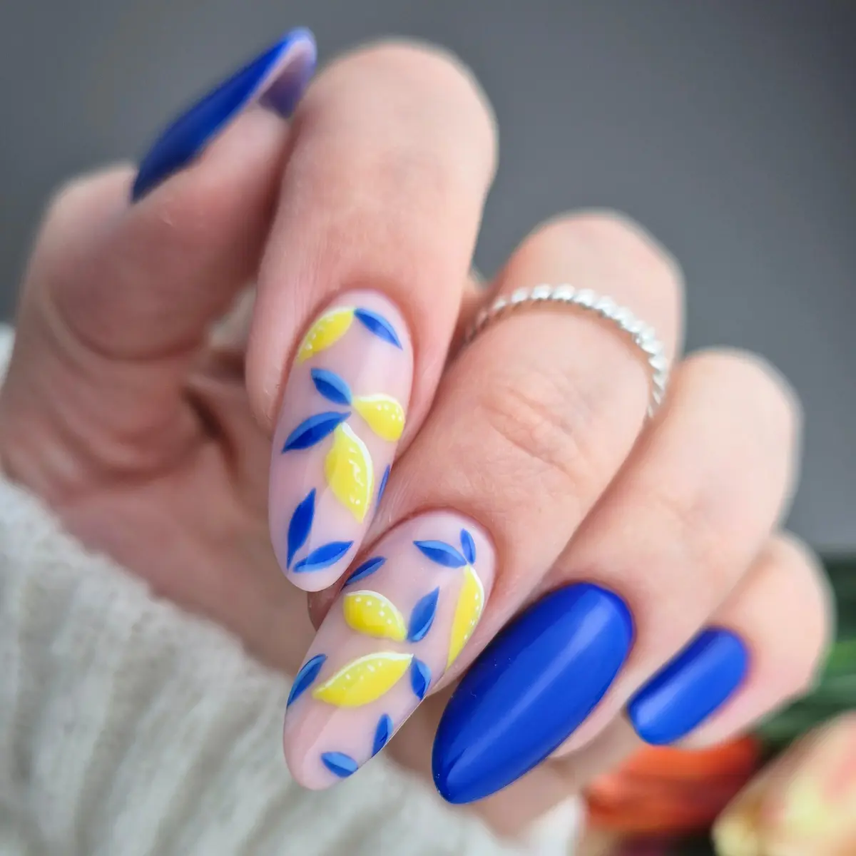 YOSHI gel polish Out of Office 285