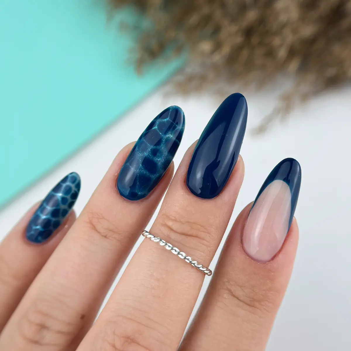 YOSHI gel polish Off Camera 299 4 YOSHI gel polish Off Camera 299