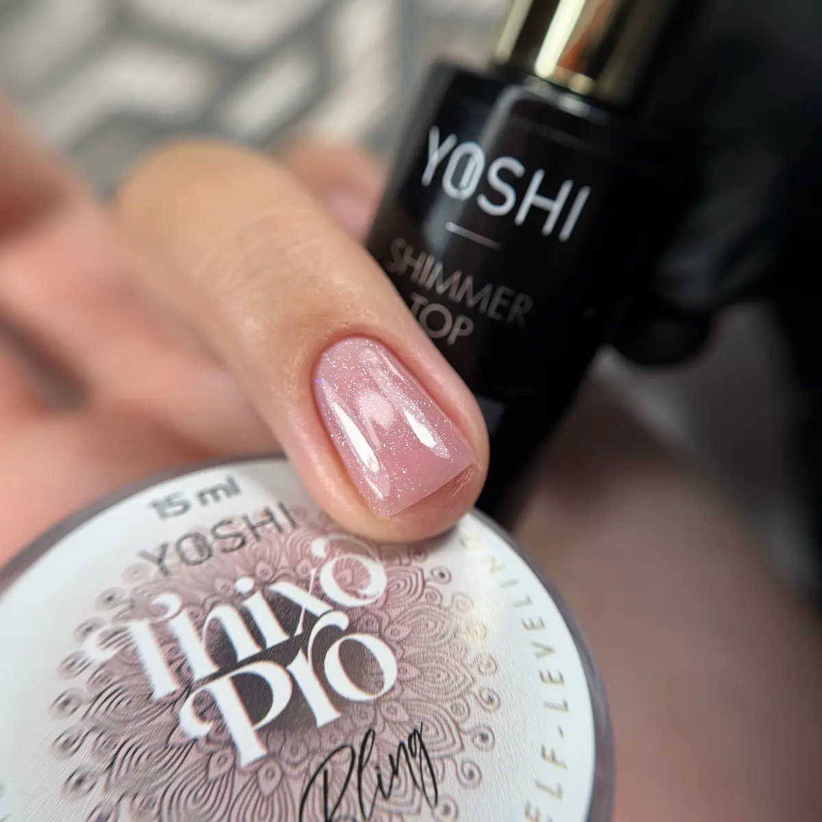 YOSHI nadlak Shimmer Silver 2 YOSHI top coat Shimmer Silver